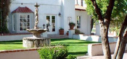 Maricopa Manor B&B Inn フェニックス エクステリア 写真