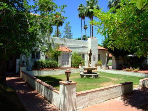 Maricopa Manor B&B Inn フェニックス エクステリア 写真